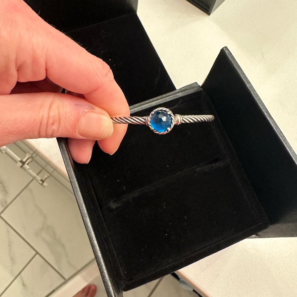 Chatelaine David yurman blue topaz bracelet